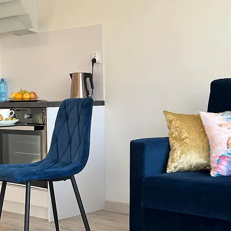 Apartment A&r Wenedow Iii, Bezplatny Prywatny Parking
