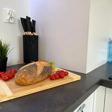 A&r Wenedow Iii, Bezplatny Prywatny Parking