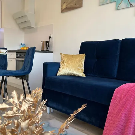 A&r Wenedow Iii, Bezplatny Prywatny Parking * كوزتسالين