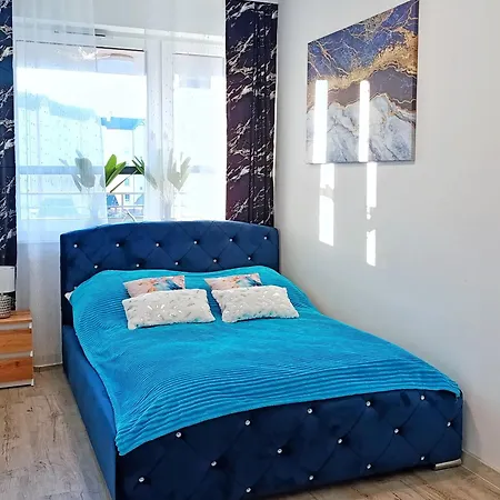 A&r Wenedow Iii, Bezplatny Prywatny Parking * Košalín